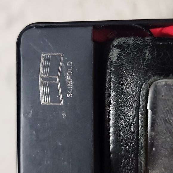 NEW IN METAL BOX  PERRY ELLIS SLIM WALLET. - Picture 3 of 10